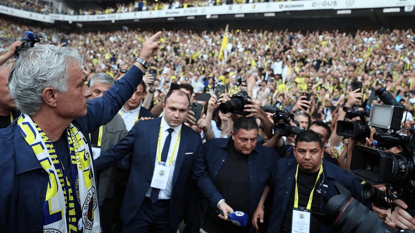 Ve Fenerbahçe Yıldız İsmi İstanbul'a Getiriyor - Resim: 1