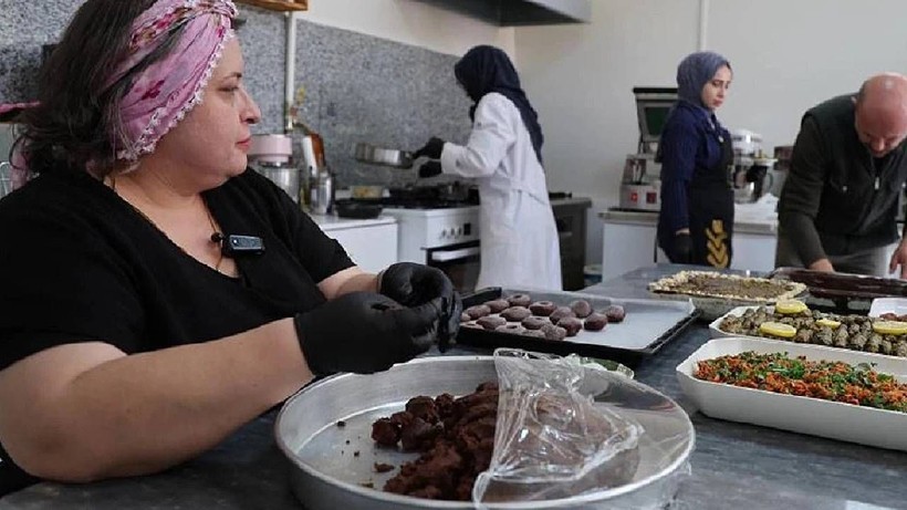 Tek Altın Bileziğini Bozdurup Yeni İş Kurdu: Hiç Tecrübesi Yoktu, Şimdi Zengin Oldu - Resim: 2