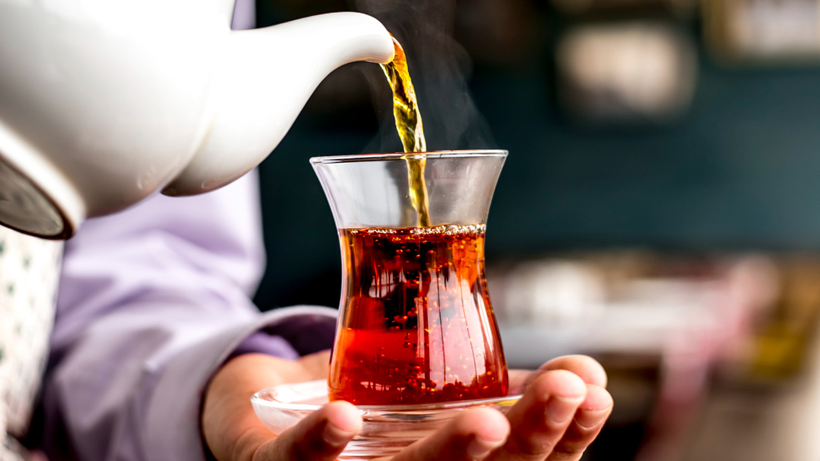 Ne Gerçek Rengi Ne Gerçek Tadını Veriyor! Kaynar Su ile Çay Demlemeden Önce 2 Kez Düşüneceksiniz - Resim: 2