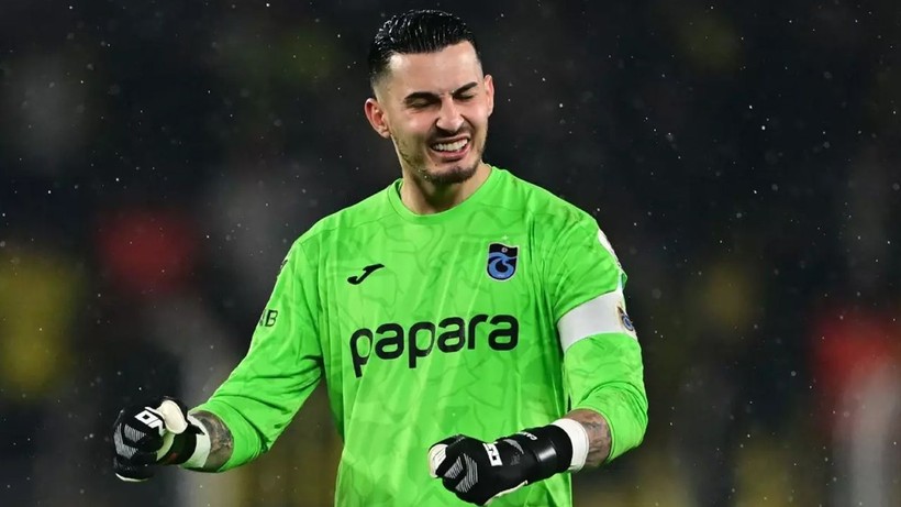 Uğurcan Çakır'dan Olay Talep! Trabzonspor Taraftarı Ayağa Kalktı - Resim: 2