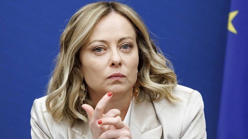 Meloni'nin Mimikleri Sosyal Medyanın Gündeminde: Yaptığı Hareketlere Kimse Anlam Veremedi - Resim : 2