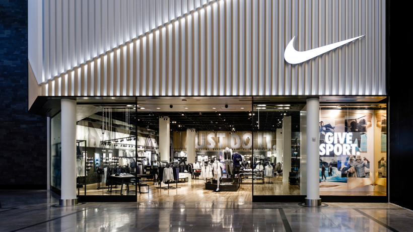 Dünyaca Ünlü Spor Devi Nike Rota Kırdı! Resmen Çekilme Kararı Aldı - Resim: 2