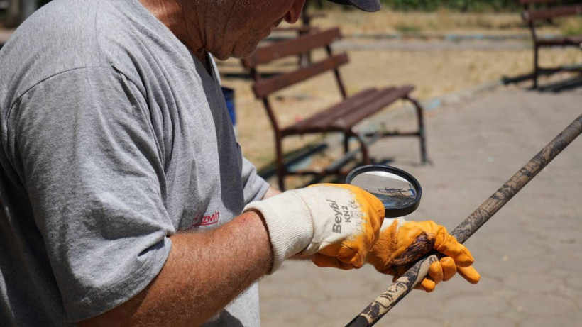Böyle Yetenek Kimsede Yok! Güneşi Adeta Kalem Gibi Kullanıyor... Temizlik İşçisi Eserleriyle Şaşkına Çeviriyor... - Resim: 8