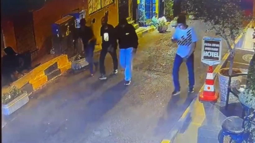 İstanbul’un Göbeğinde 'Ölüm' Dayağı! Korkunç Gerçek Tüyler Ürpertti... Tam 82 Tane - Resim : 1
