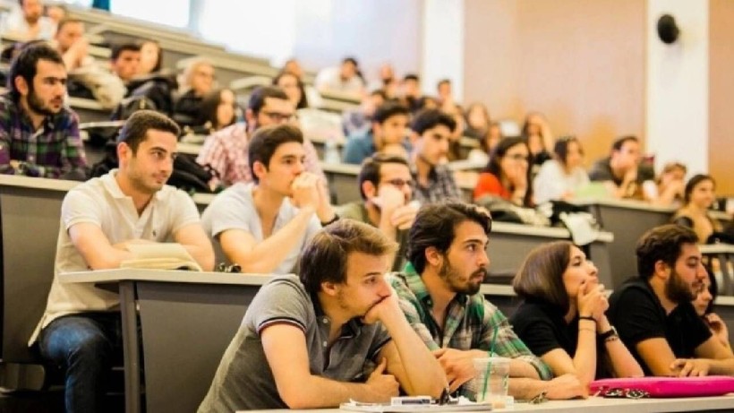 Türkiye'nin En İyi ve En Başarılı Hukuk Fakültesi Belli Oldu: Zirvedeki Üniversite Şaşırttı - Resim: 3