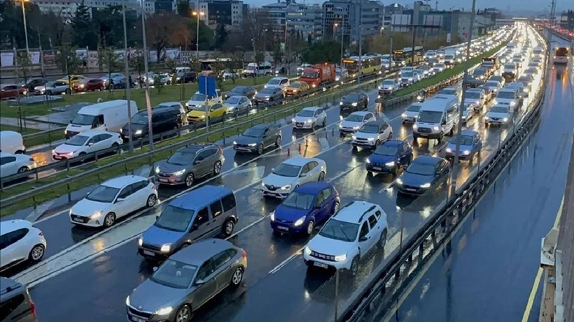 81 İlde Yürürlüğe Girdi: Bütün Araç Sahipleri Artık Bu Parayı Ödeyecek - Resim: 1