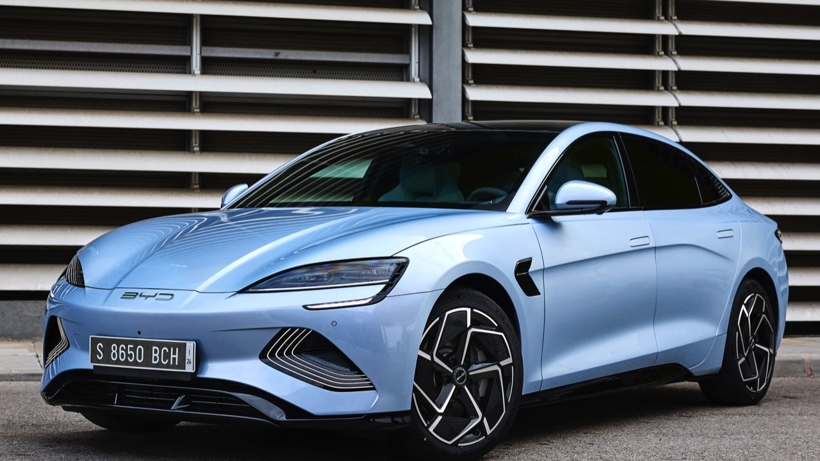 Türkiye'de Yılın Otomobili Seçilmişti! BYD 765 Bin Lira Birden Zam Yaptı, Piyasada Yer Yerinden Oynadı - Resim: 6