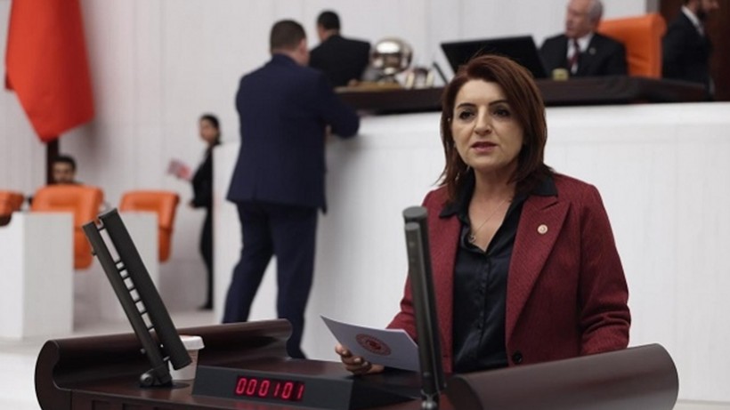 CHP’li Gülcan Kış’tan 'İklim Yasası' Çıkışı: 'Türkiye’ye ve Mersin’e İhanet' - Resim : 1