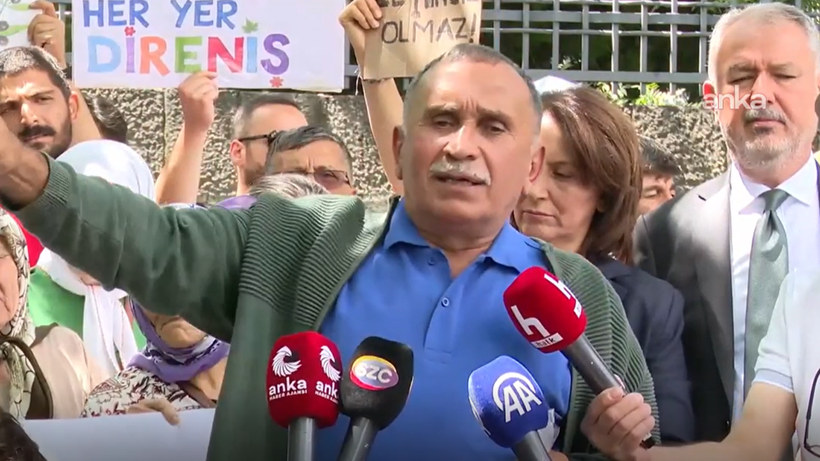 Zeytin Emekçilerden Meclis Önünde Yürek Dağlayan İsyan: 'Bir Kilo Altına Bir Avuç Toprağımı Değişmem' - Resim : 2