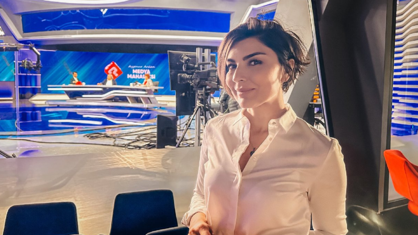 Halk TV'nin Ünlü Spikeri Buket Güler Canlı Yayında Gözyaşlarıyla Veda Etti! Son Anda Açıkladı - Resim: 4