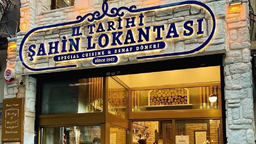 Taksim'in Kalbindeki Tarihi Restoran İflasın Pençesinde: Beyoğlu’nun 58 Yıllık Efsanesiydi - Resim: 1