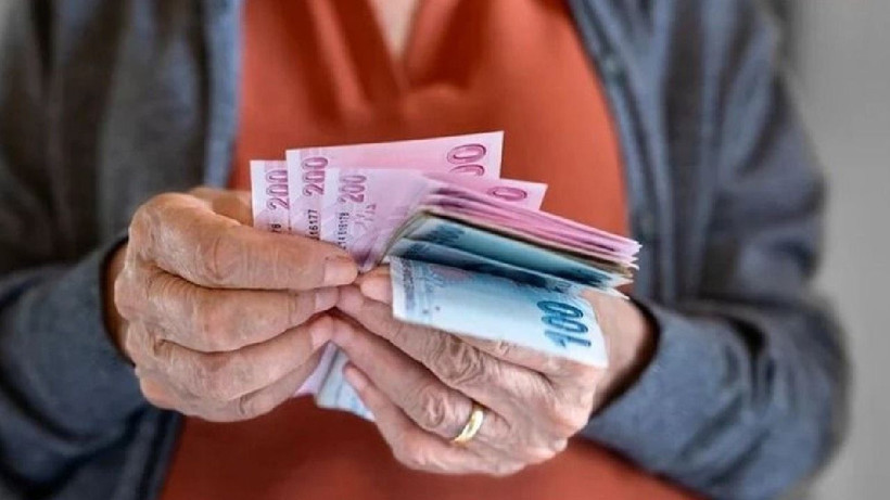 Emeklilerin Zamlı Maaşı Erken Yatacak: Tarih Netleşti! İşte Zamlı Maaş Ödeme Takvimi - Resim: 1
