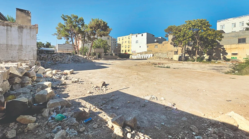AKP’nin Sandıkta Kaybettiği İlçede 'Cami' Krizi! Seçimde Temelini Atmıştı, 491 Gündür Tek Çivi Çakılmadı - Resim : 1