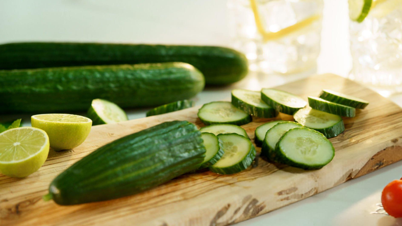 Salatalıklar Tüm Marketlerden Toplatılıyor! Ülkede Alarm Verildi: Salmonella Aldı Başını Gitti - Resim: 3