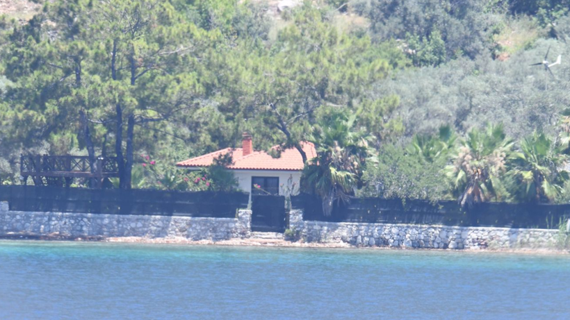 Ünlü Oyuncu Şahan Gökbakar’a Mahkemeden Büyük Şok! Kendi Elleriyle Tabelasını Asmıştı - Resim: 5