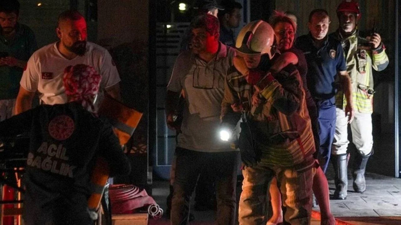 Ankara'da 1'i Bebek 3 Kişi Ölmüştü: 26 Katlı Binanın Müteahhidi Gözaltında - Resim : 1