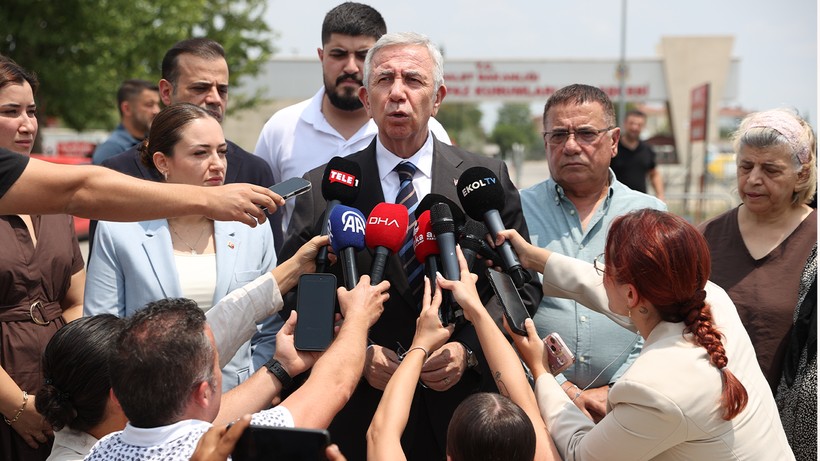 Mansur Yavaş'tan Cezaevi Resti: 'Ölsünler Der Gibi İnadına İçeride Tutmanın Anlamı Yok' - Resim : 2