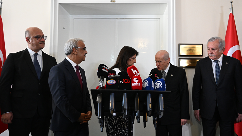 DEM Parti'den Özel'i Ziyaret Sonrası İlk Açıklama - Resim : 8