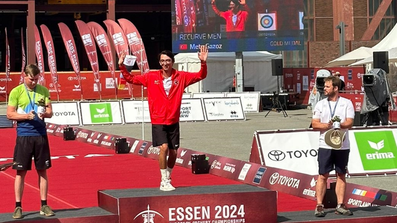 Dünya Şampiyonu Mete Gazoz'un Sır Gibi Sakladığı Sevgilisi Ortaya Çıktı - Resim : 4