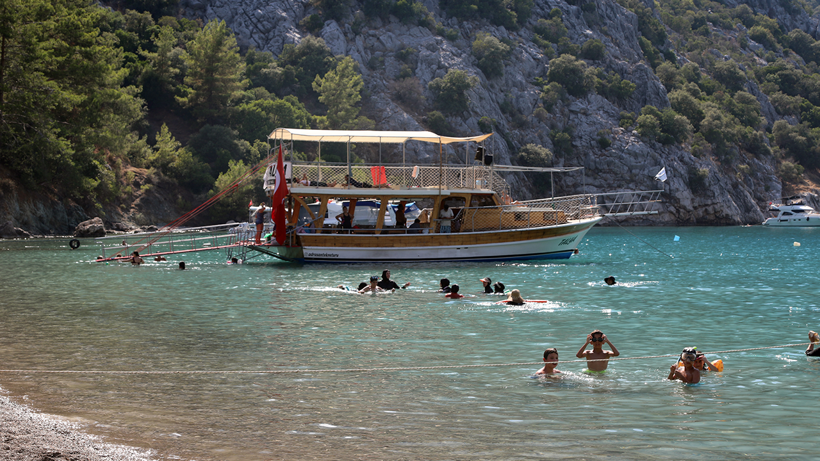 Korsanların Gizlendiği Yerin Hemen Yanı Başında! Türkiye’nin James Bond Koyu Tayland’dakini Unutturdu - Resim : 3