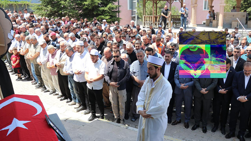 Kazada Hayatını Kaybeden Belediye Başkanı Musa Sarıaslan Son Yolculuğuna Uğurlandı - Resim : 2