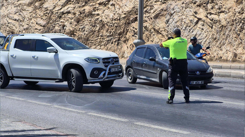İbrahim Tatlıses’in Kızı Dilan Çıtak Hakkında Karar! Polisin Üzerine Aracını Sürmüştü, Savunması Şoke Etti - Resim : 1