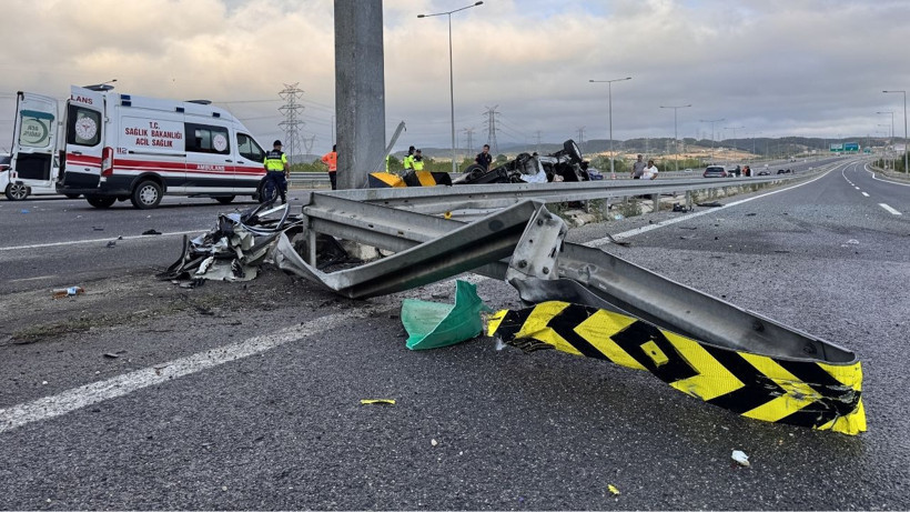 Kuzey Marmara Otoyolu’nda Feci Kaza: Anne Hayatını Kaybetti, Eşi ve 3 Çocuğu Yaralandı - Resim : 1