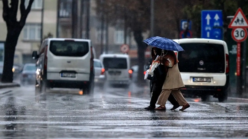Meteoroloji Uzmanı Tarih Verdi! Türkiye’nin Havası Değişiyor, Gök Gürültülü Sağanak Kapıda - Resim : 3