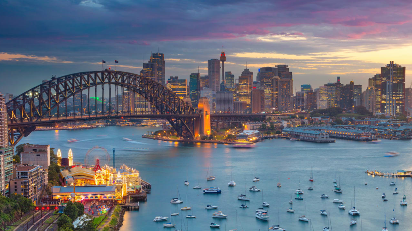 Avustralya'da 10 Yıl Sonra Bir İlk! Yüzlerce Araç Mahsur, Binlerce Ev Karanlıkta Kaldı - Resim : 1