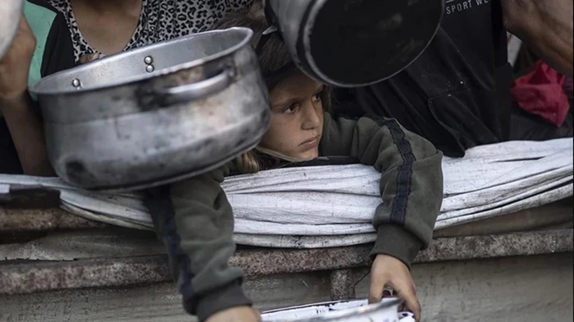 İsrail’in Ölüm Çemberiyle Sardığı Gazze’de Kefen Kalmadı! ‘Giden Sağ Dönmüyor’ - Resim : 4