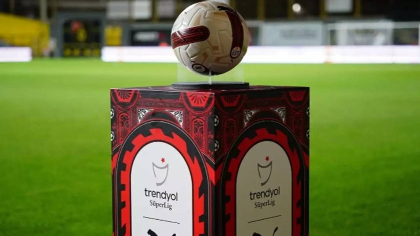 Yapay Zeka Süper Lig'in Yeni Sezon Gol Kralını Açıkladı! Sıralamada Dengeler Altüst Oldu: İşte Zirvedeki İsim... - Resim: 1