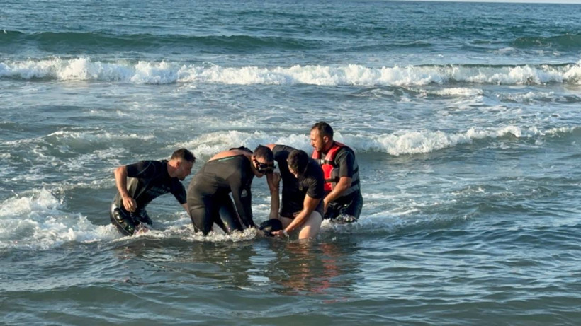 Karasu'da Kahreden Ölüm! 16 Yaşındaki Genç Boğuldu - Resim : 1