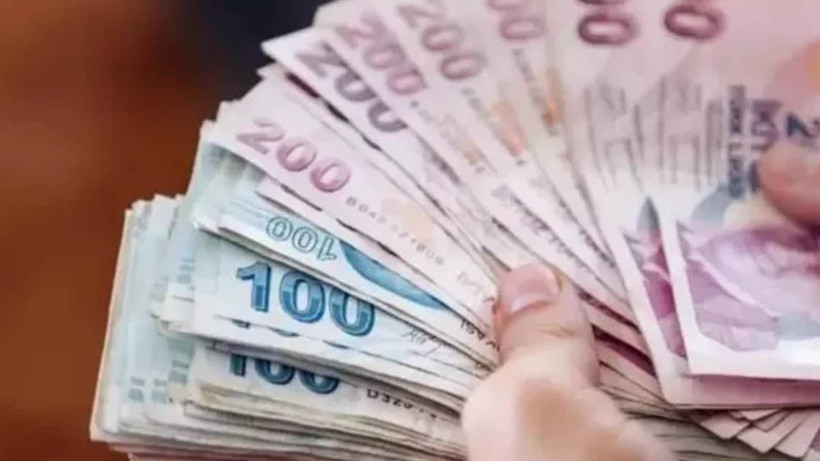 Son Dakika!.. Memur Sen'den Zam Açıklaması: 2025 En Düşük Emekli Maaşı Ne Kadar Olacak? İşte Merak Edilen Rakam... - Resim: 2