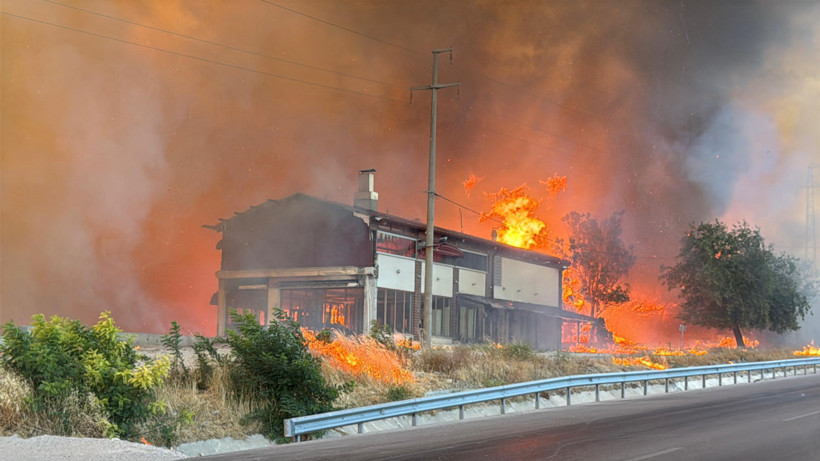 Çanakkale'de Kabus Bitmiyor! Tahliyeler Başladı... Villalar Alev Alev Yandı - Resim : 4