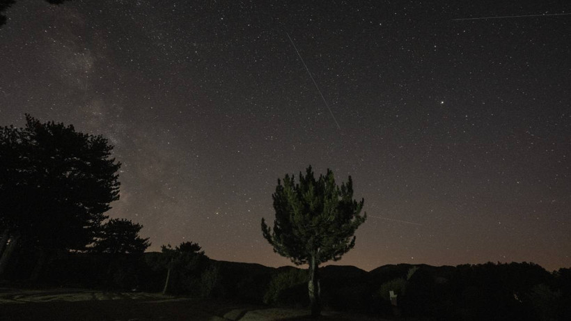Gökyüzünden 'Ateş Topları' Yağdı: Farklı İllerden Büyüleyen Kareler... - Resim : 5