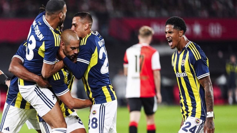 Hollanda Basını Feyenoord’un ‘Acı’ Yenilgisiyle Sallanıyor: Mourinho Büyüklüğünü Gösterdi, GOAT Sensin - Resim: 5