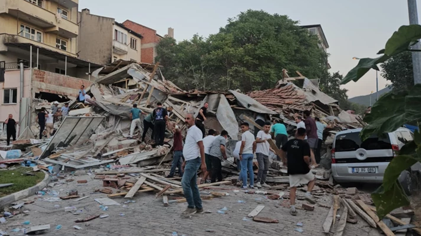 Naci Görür ve Şener Üşümezsoy Arasında ‘İstanbul Depremi’ Çatlağı! Kentin Yarısı Diken Üstünde Yarısının İçi Rahat - Resim : 2