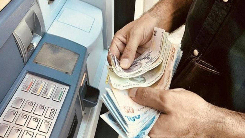 Emekliler Bayram Bu Rakamları Görünce Bayram Edecek! ING, Ziraat Bankası, Vakıfbank ve İş Bankası… İşte 2025 Emekli Maaşı Banka Promosyonu - Resim: 1