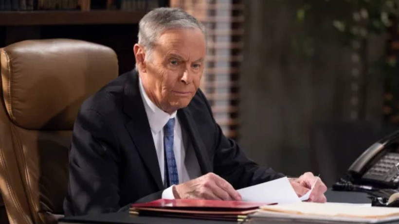 Geçtiğimiz Sene Akciğer Kanseri Teşhisi Konulmuştu! Ünlü Oyuncu Hayatını Kaybetti - Resim: 3