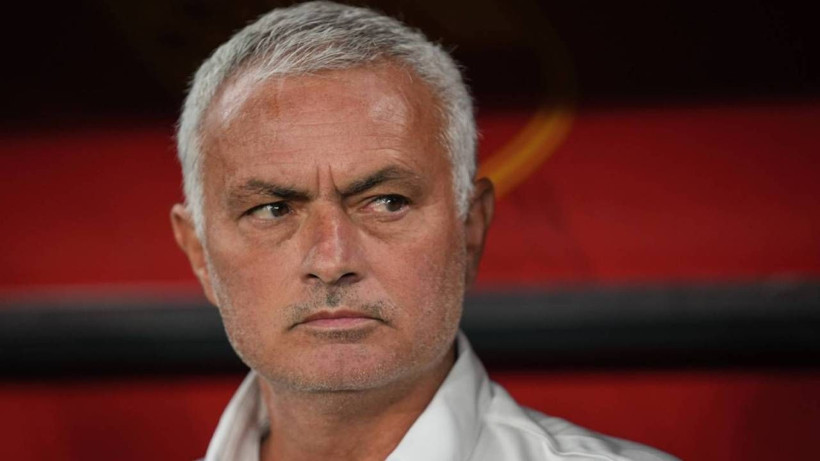 Fenerbahçe Deprem Üstüne Deprem! Göztepe Maçı Sonrası Jose Mourinho 4 Yıldıza Kapıyı Gösterdi: İşte Takımdan Ayrılacak Olan İsimler… - Resim: 2