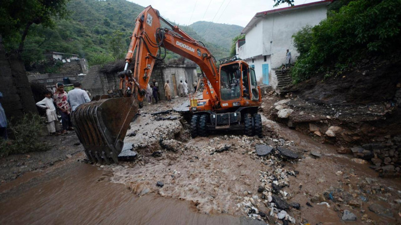 O ülkede Taş Üstünde Taş Kalmadı! Muson Yağmurlarında Can kaybı 700'ü Aştı - Resim : 2