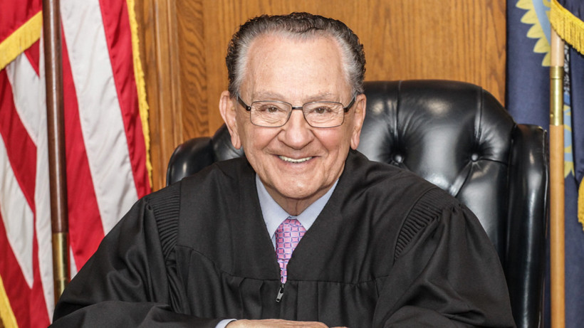 Dünya Çapında Bir Fenomendi... 'Babacan Yargıç' Frank Caprio Hayatını Kaybetti - Resim : 1