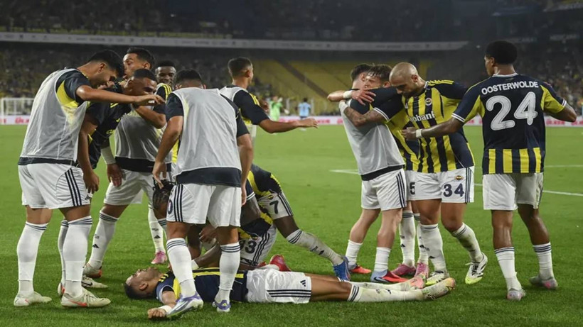 Fenerbahçe Kadıköy'de 3 Golle 3 Puanı Kaptı! İşte Spor Yazarlarından Kocaelispor Galibiyeti Değerlendirmesi: 'Zevksiz Bir Maça Dönüştü' - Resim: 1