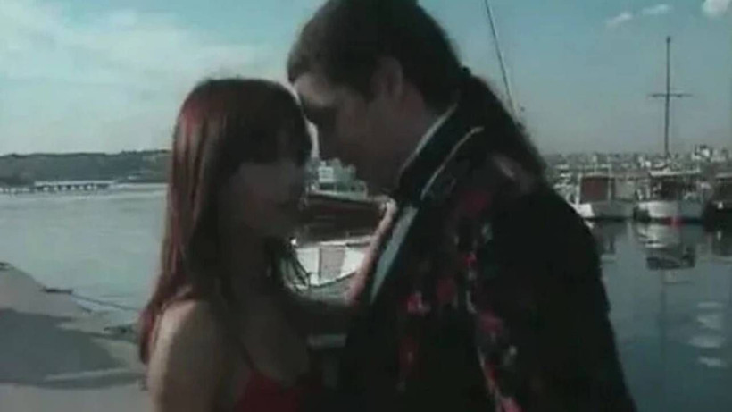 Ebru Gündeş'in Unutulmaz Aşkıydı: Berke Hürcan'ın Son Hali Şoke Etti! Yıllar Onu Teğet Geçmiş, Bakın Şimdi Ne Yapıyor! - Resim: 2