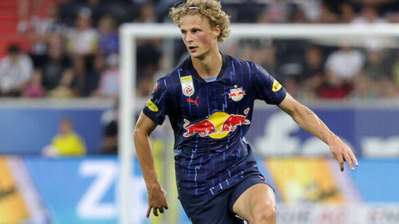 Galatasaray Turnayı Gözünden Vurdu! Dursun Özbek 2003'lü Yıldız Orta Sahaya İmzayı Attırdı: Okan Buruk'un Prensi Olacak - Resim: 2