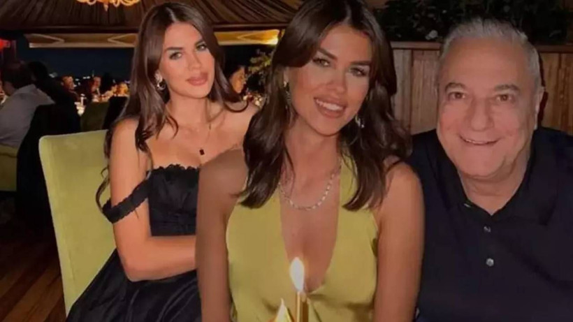 Mehmet Ali Erbil 40 Yaş Küçük Sevgilisiyle Evleniyor! Nikah Tarihi Ortaya Çıktı! İşte İmzalanan Evlilik Sözleşmesinin Detayları… - Resim: 1