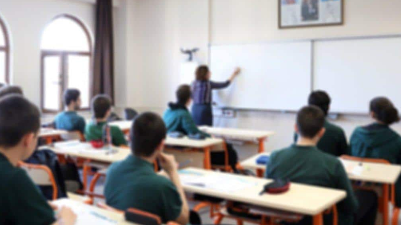 Okullarda Siyah Ayakkabı Zorunlu mu Oluyor? MEB'den İddialara Net Yanıt - Resim : 1