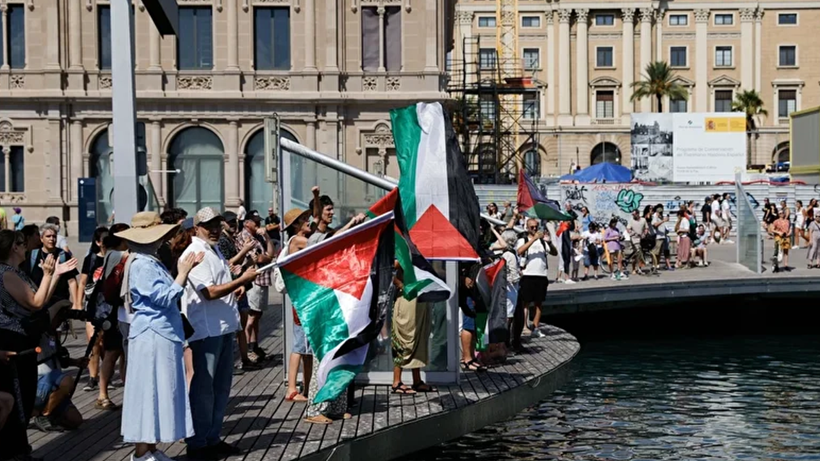 Dünyanın Gözü Bu Gemide! Gazze'ye Umut Taşıyan Global Sumud Yola Çıktı - Resim : 3
