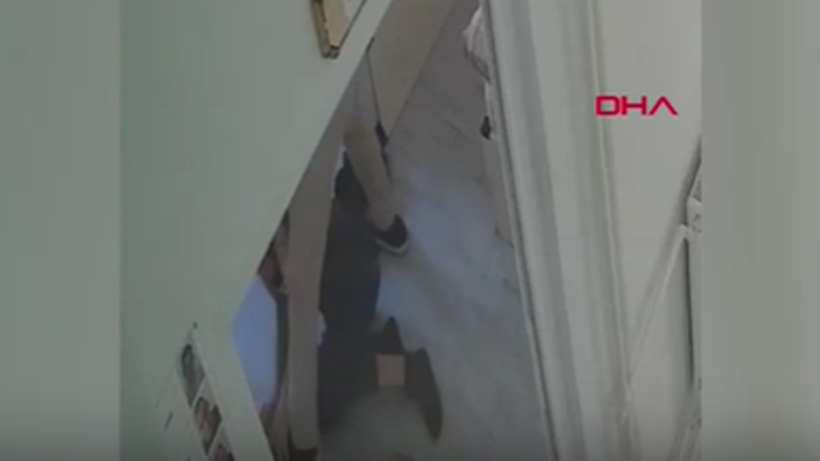 Karaman’da Özel Bakım Evinde Birden Fazla Engelli Kişiye Zincirleme İşkence! Yerde Sürükledi, Tokat Attı, Üstüne Çıktı - Resim : 2