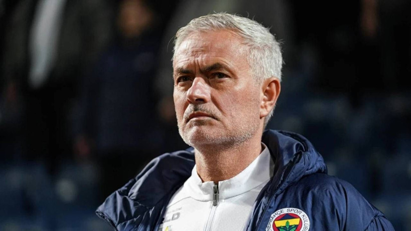Jose Mourinho Paraya Doymuyor! Fenerbahçe’den Gider Gitmez Yeni Takımıyla Anlaştı: Alacağı Rakamsa Dudak Uçuklattı - Resim: 4